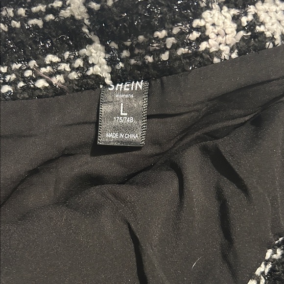 SHEIN Black and White Plaid Blazer Set - Picture 3 of 3